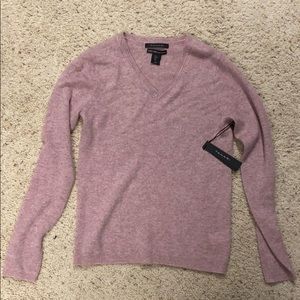 Tahari Pure Luxe Cashmere V Neck Sweater